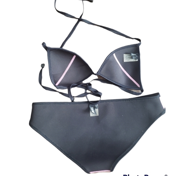 Triangl 2 Piece Swimsuit Set - Picture 3 of 12